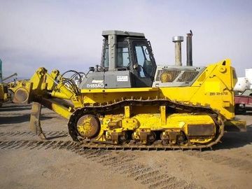تستخدم D155AX-3 D155AX-3E D155AX-5 D155AX-5E0 D155AX-5E1 كوماتسو البلدوزر الزاحف البلدوزر